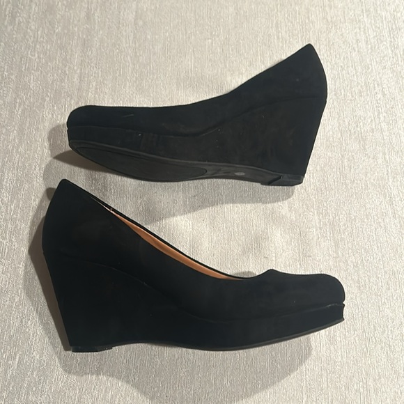 A.N.A Black Suede Round-Toe Wedge Heels - Picture 5 of 6